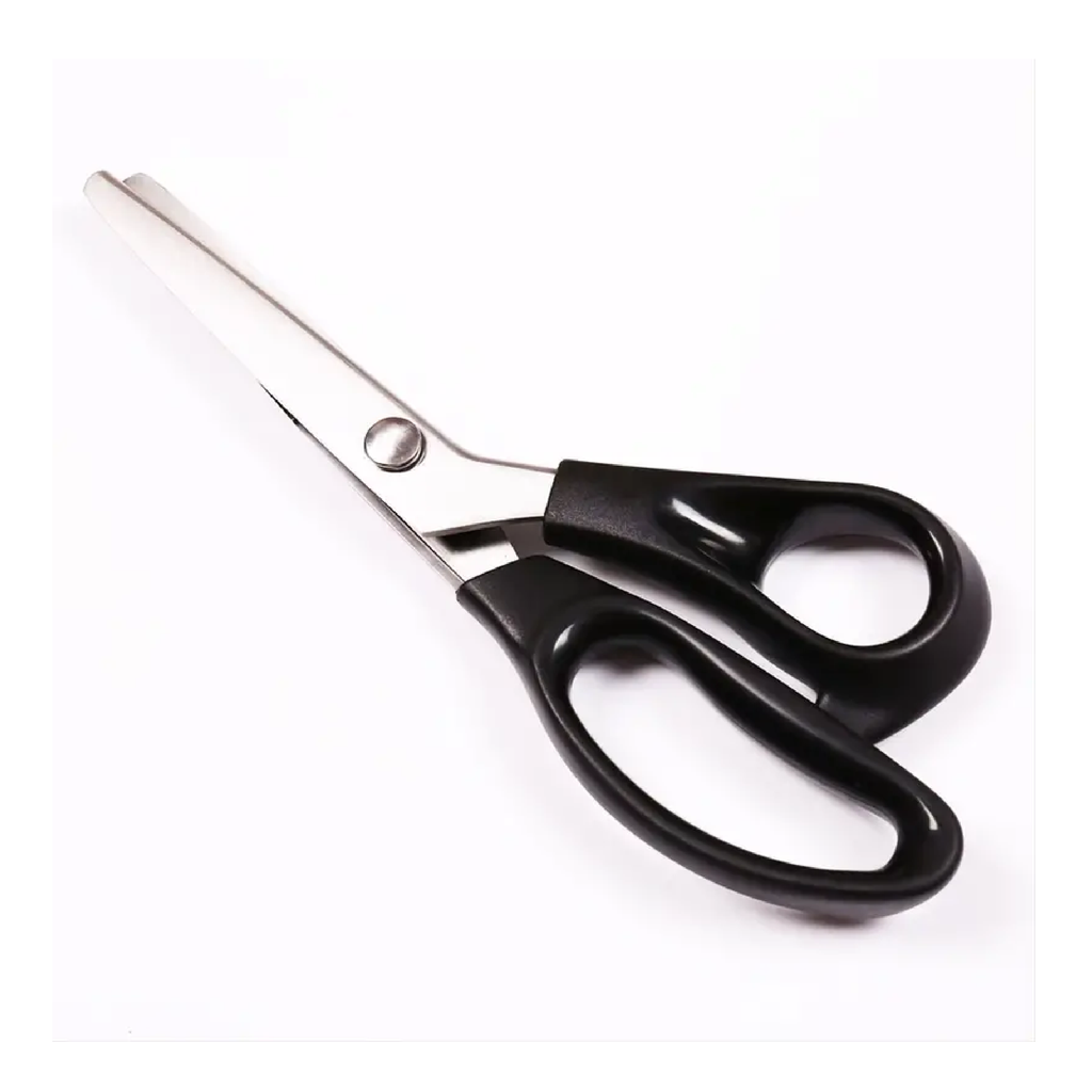 http://freshsshoe.com/cdn/shop/files/1pcScissorsSewingEmbroideryFabricZigzagShapeCraftCutDressmakingLeatherHandicraftDIYTool._1024x.png?v=1701969042