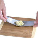 Fu Store Garlic Press Stainless Steel Garlic Rocker with Silicone Peeler — 3
