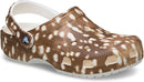 Crocs Unisex Adult Classic Clog - Seasonal Graphic – Carob/Multi Deer — 6