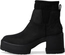 UGG Women's Moxy Chelsea 5