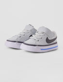 Nike Unisex Kids' Court Legacy Shoes - Boys Girls Toddlers & Baby Sneakers - Off White/Pencil Point/Crystal Blue — 5