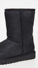 UGG Women's Classic Short II Boot – Black — 5