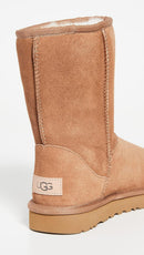UGG Women's Classic Short II Boot – Chestnut — 5