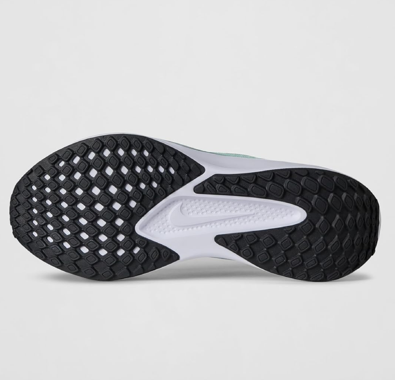 Nike Women's Quest 6 Road Running Shoes