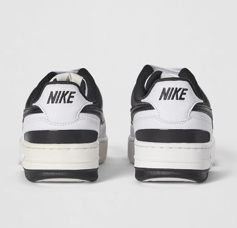 Nike Women's Gamma Force Shoes