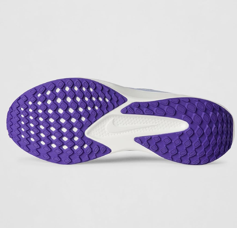 Nike Women's Quest 6 Road Running Shoes