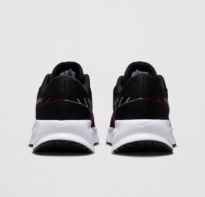 Nike Men's Run Defy Sneaker