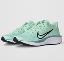 Nike Women's Quest 6 Road Running Shoes