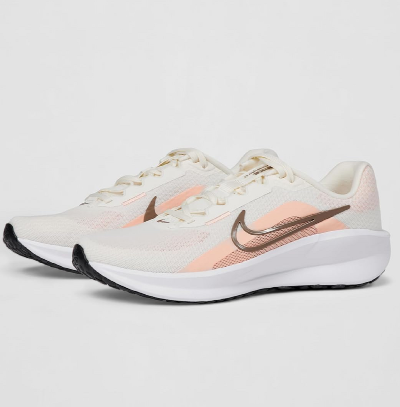 Nike Womens W Downshifter 13Sneaker
