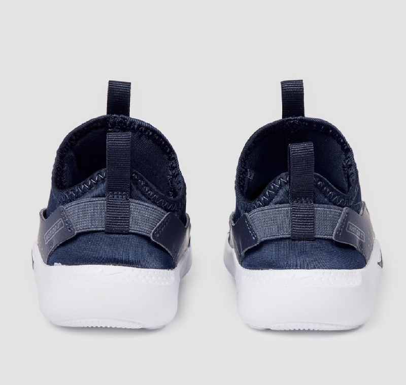 Nike Kids' Flex Runner 4 Running Shoe