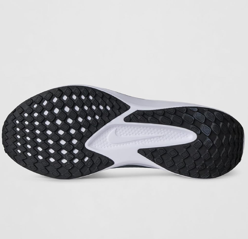 Nike Men's Quest 6 Running Shoes