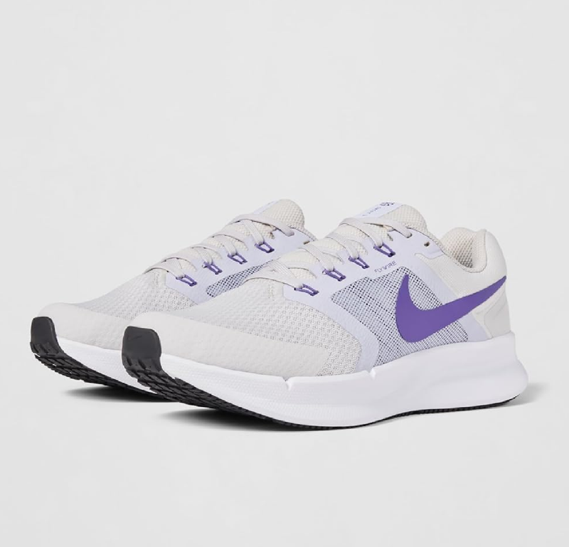 Nike Women's Run Swift 3 Sneaker