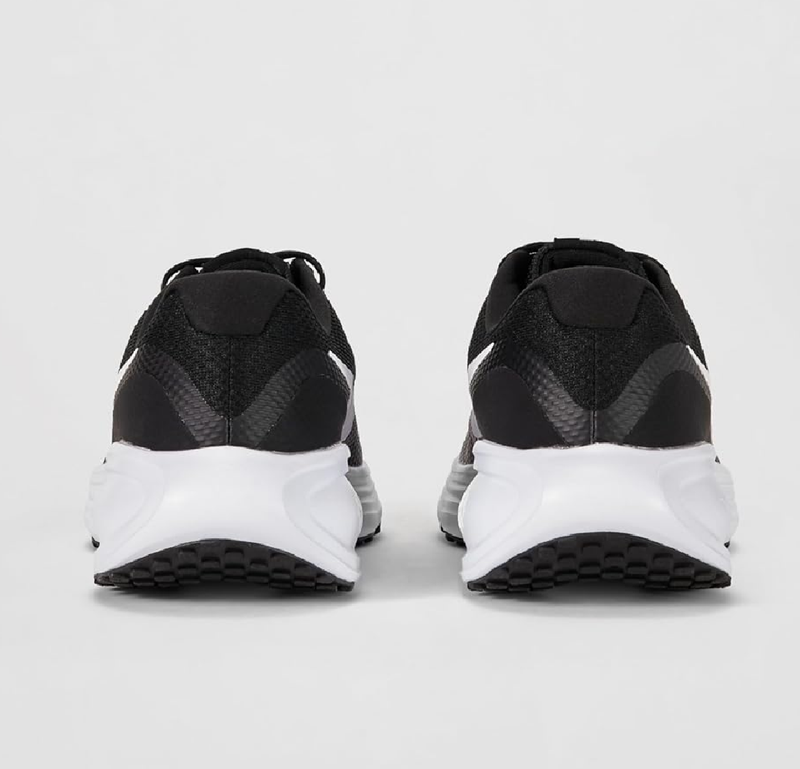 Nike Men's Revolution 8 Road Running Shoes