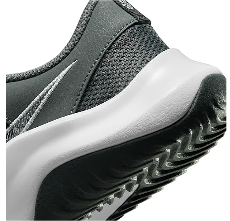 Nike Men's Legend Essential 3 Next Nature Sneakers