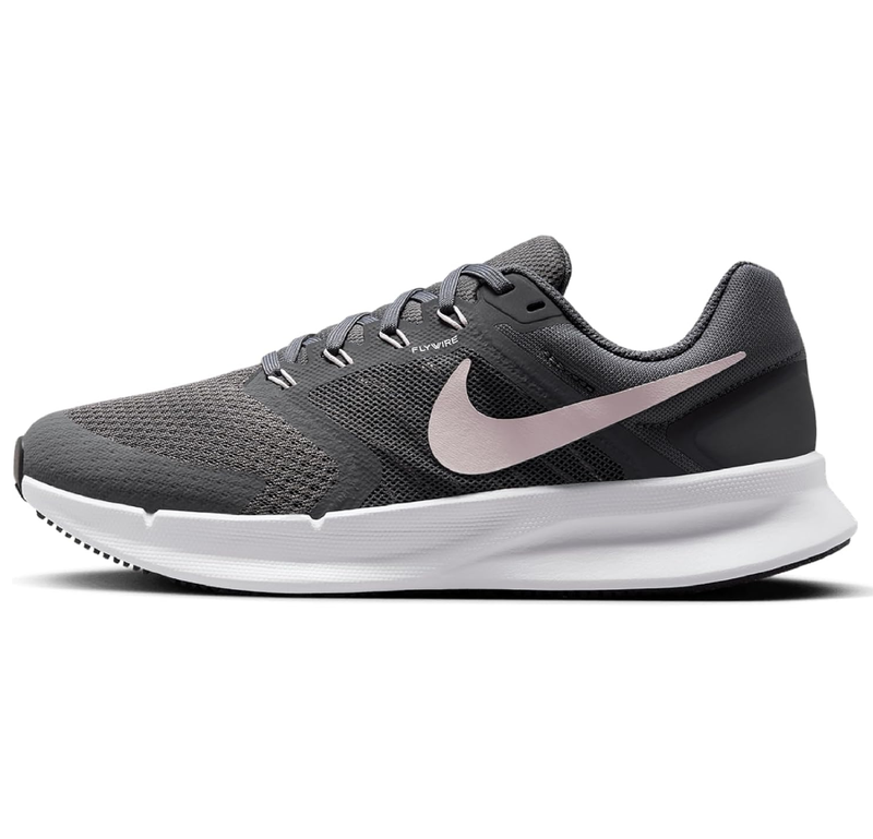 Nike Women's Run Swift 3 Sneaker