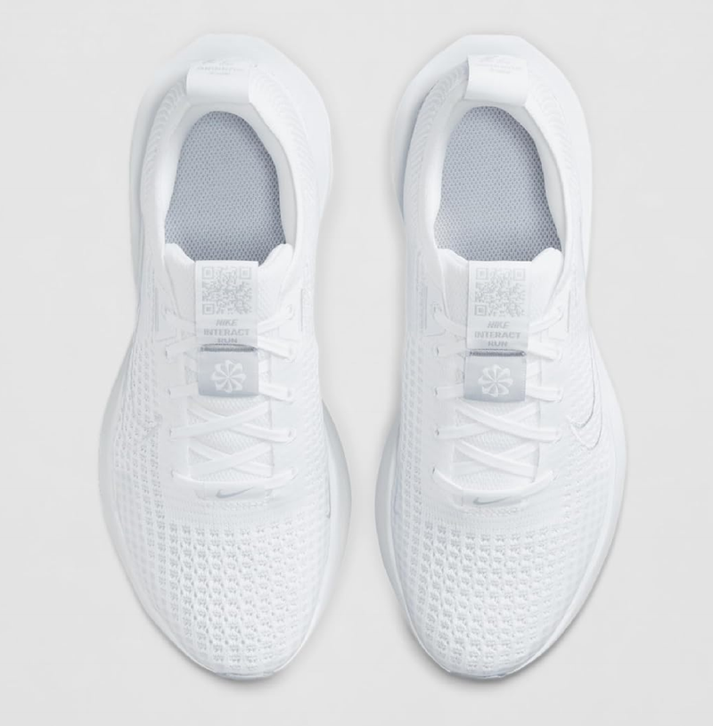 Nike Women's Interact Run Road Running Shoes