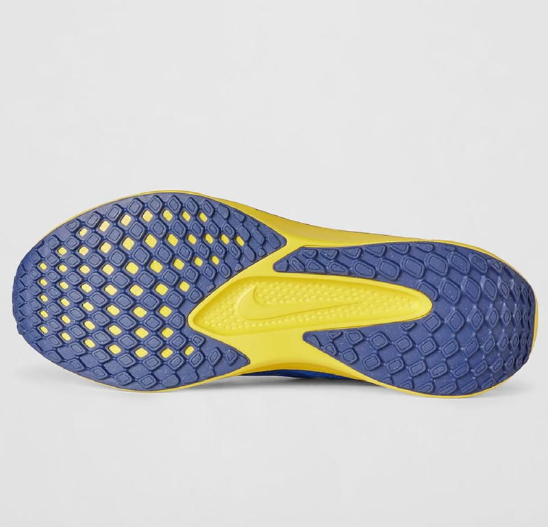 Nike Men's Quest 6 Running Shoes