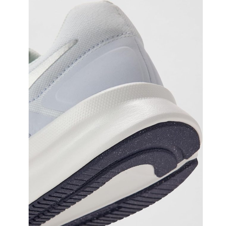 Nike Women's Run Swift 3 Sneaker