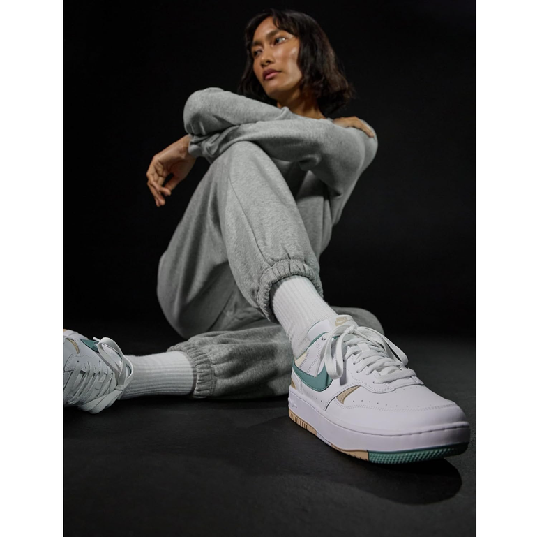 Nike Women's Gamma Force Shoes