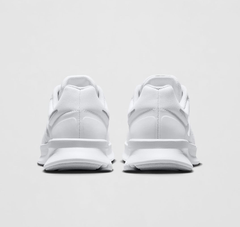 Nike Women's Run Swift 3 Sneaker