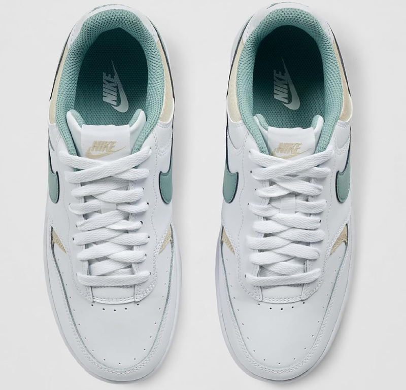 Nike Women's Gamma Force Shoes