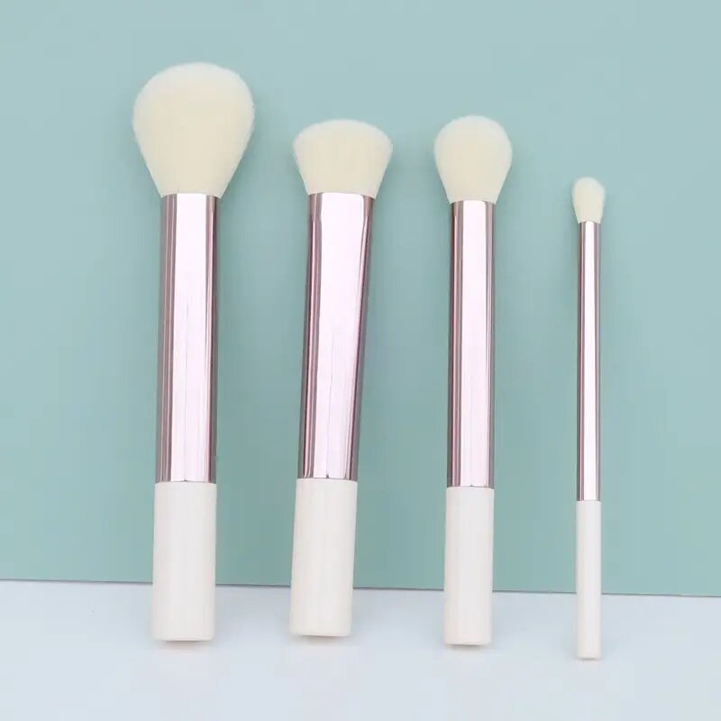 Makeup Brushes 4Pcs Synthetic Foundation Powder Concealers Eye Shadows Blush Makeup Brushes Rose Golden Cosmetic Brushes