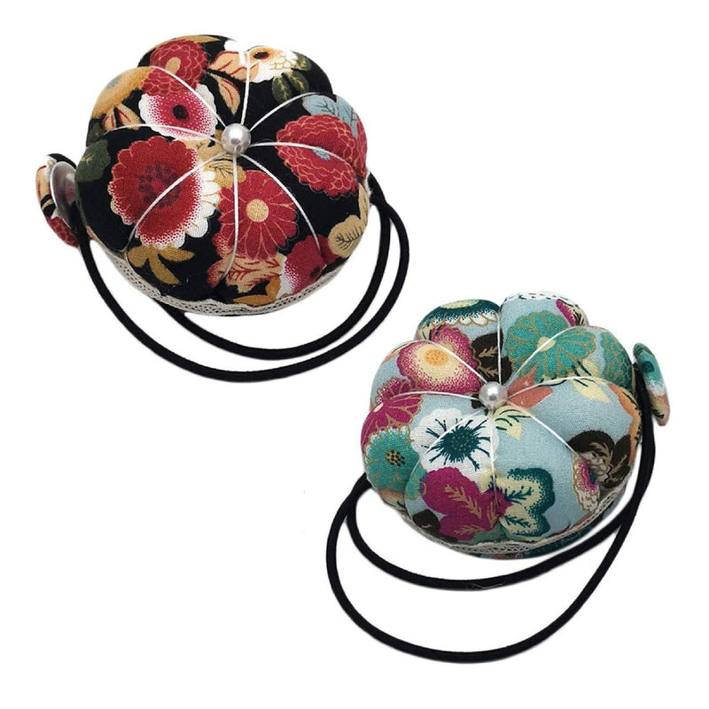 FeiHong 2 Packs of Wrist Strap Cushions | Sewing Portable Pincushion Cushion With Elastic Wrist Belt