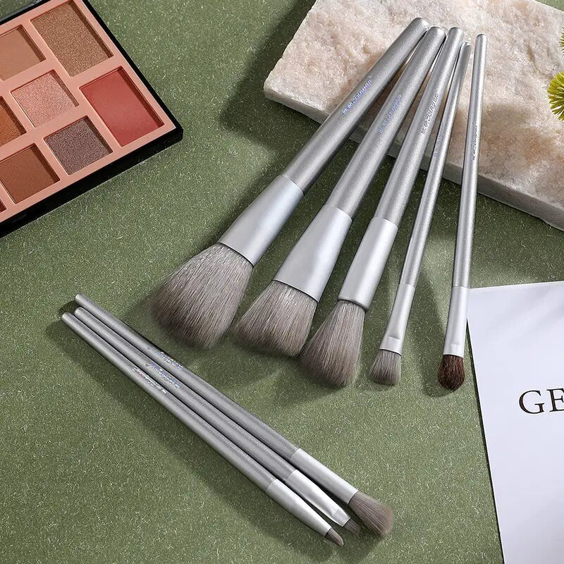 8pcs Silvery Professional Make Up Brush Set Beauty Tools Kit Eye Shadow Brush Eyebrow