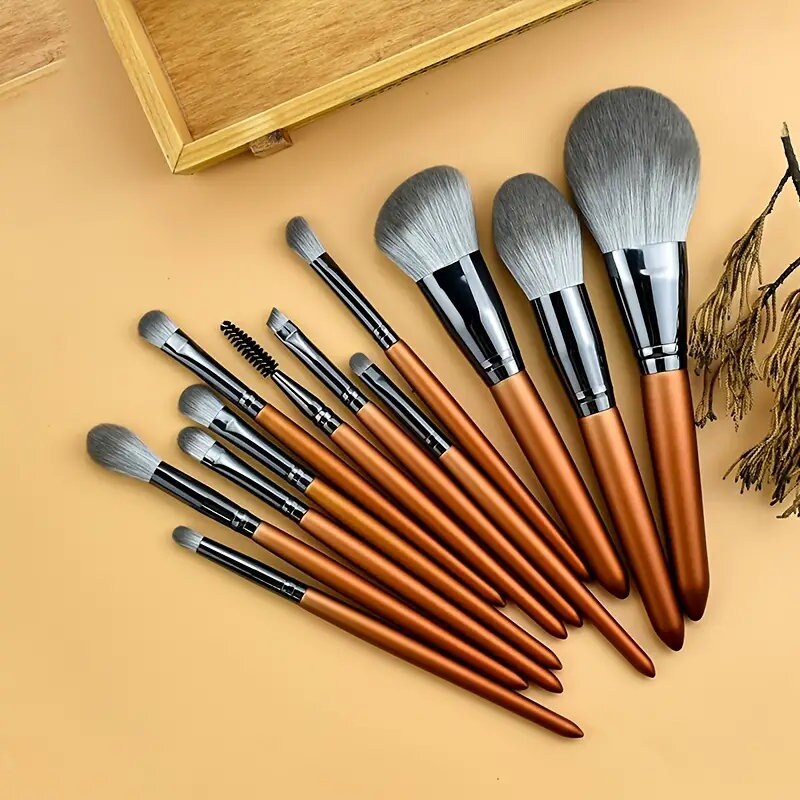 12Pcs Professional Makeup Brushes Set Concealers Foundation Blending Eye Shadow Blush Concealers Makeup Brush Kit