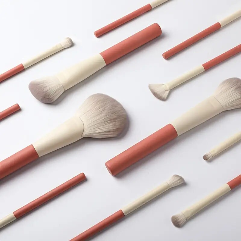 12Pcs Professional Makeup Brushes Set Concealers Foundation Blending Eye Shadow Blush Concealers Makeup Brush Kit Kabuki Foundation Blending