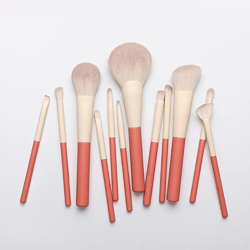 12Pcs Professional Makeup Brushes Set Concealers Foundation Blending Eye Shadow Blush Concealers Makeup Brush Kit Kabuki Foundation Blending