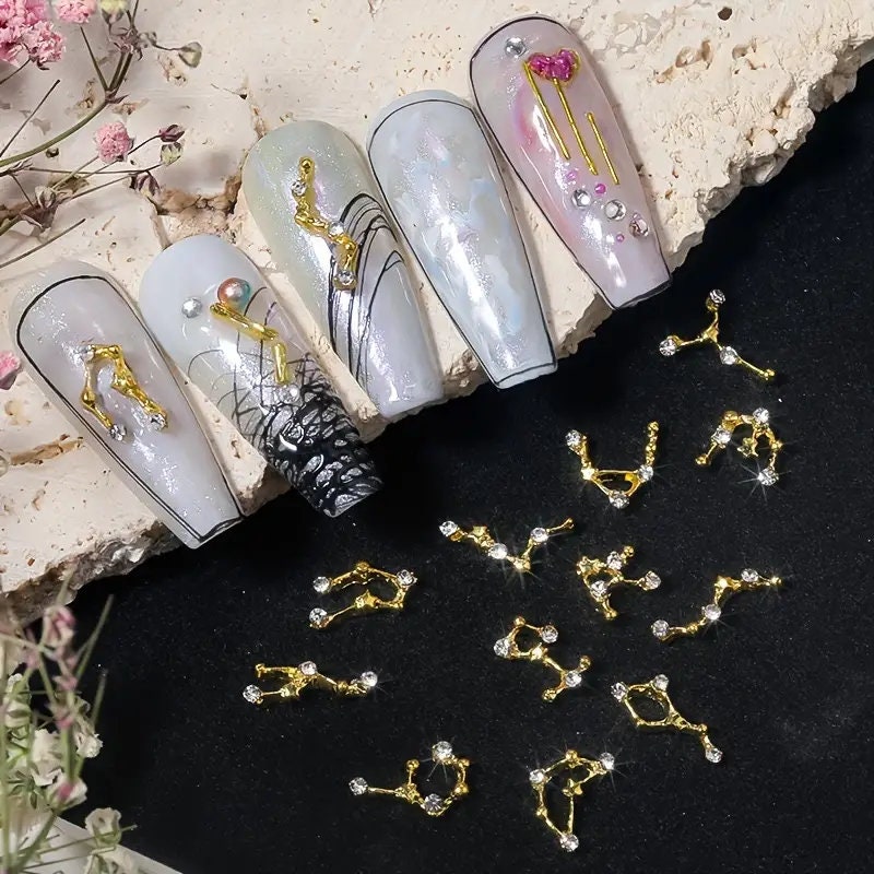 12 Pcs Zodiac Nail Charms 3d Nail Art Charms Rhinestone Gold 3D Zodiac Nail Charms Crystal Gems Luxury Jewelry Alloy Nail Charms Rhinestones