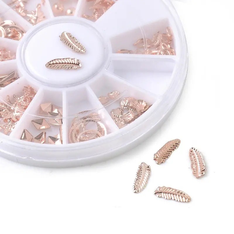 1 Box Pretty Rose Gold Starfish Shell Rivet Nail Studs Bead 3D Nail Art Decoration Circle Round Square Triangle Nail Wheel Tips Decoration