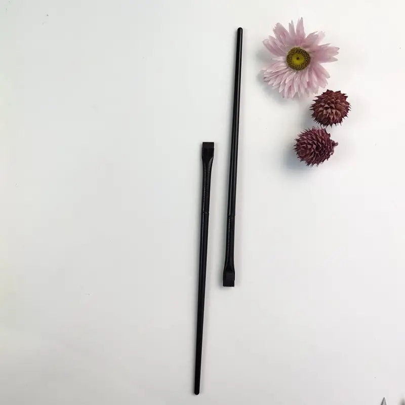 1 Pc Flat Head Eyebrow Brush Portable Practical Makeup Tool Generally Suitable For Beginner Makeup Artist