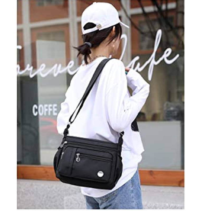 Fashion Classic Designer Women Embossed Travel Boston Bag Portable Large  Capacity Shoulder Handbag - China Shoulder Bag and Tote Bag price