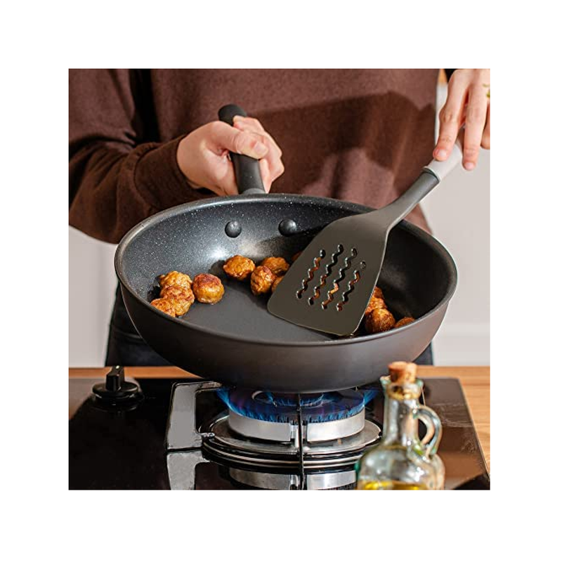 https://freshsshoe.com/cdn/shop/products/MeyerEverydayNylonTools6-PieceCookwareSet99999_800x.png?v=1655142499